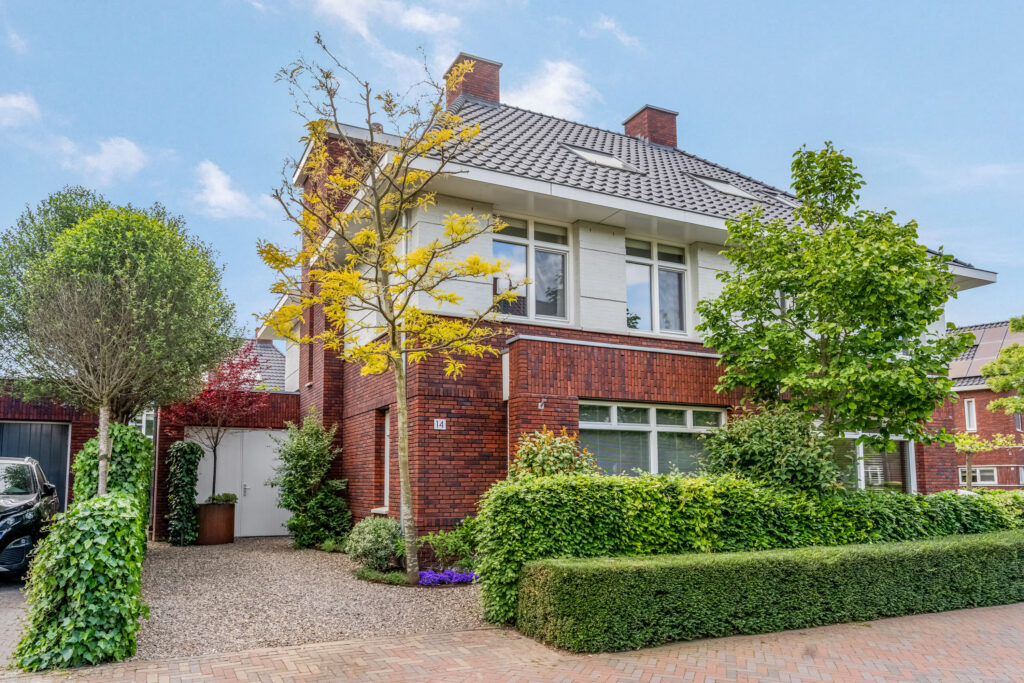 Karel Glastra Van Loonstraat 14